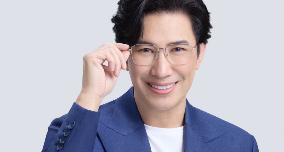 หนุ่ม กรรชัย ขึ้นแท่น Brand Ambassador คนแรกหอแว่น กว่า 70 ปี ในธุรกิจแว่นตา ดูแลสายตาให้คนไทยกว่า 100 สาขาทั่วประเทศ