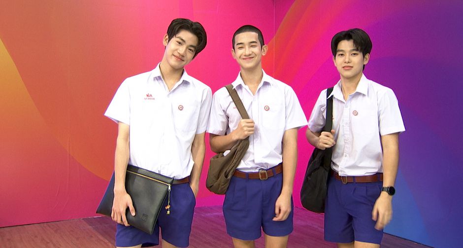 พบ 3 หนุ่มหล่อหน้าใส แอลม่อน-โปรเกรส-กฤษฎิ์ มาเปิดของส่วนตั๊ว ส่วนตัว ในรายการ ไนน์เอ็นฯ ทางช่อง 9